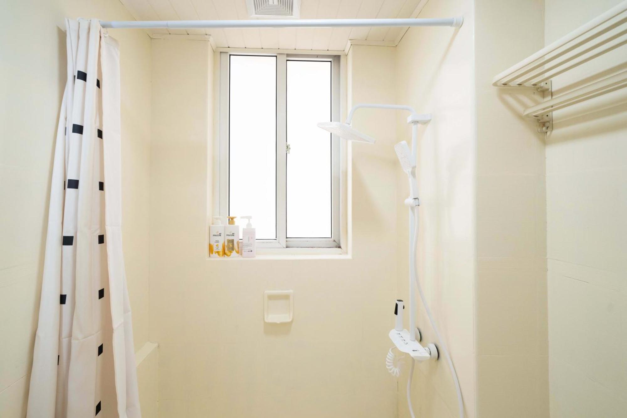 Moli B&b-right On Nanjing East Road The Bund 2-bedrooms With Elevator Ment Near The Subway * Shanghai