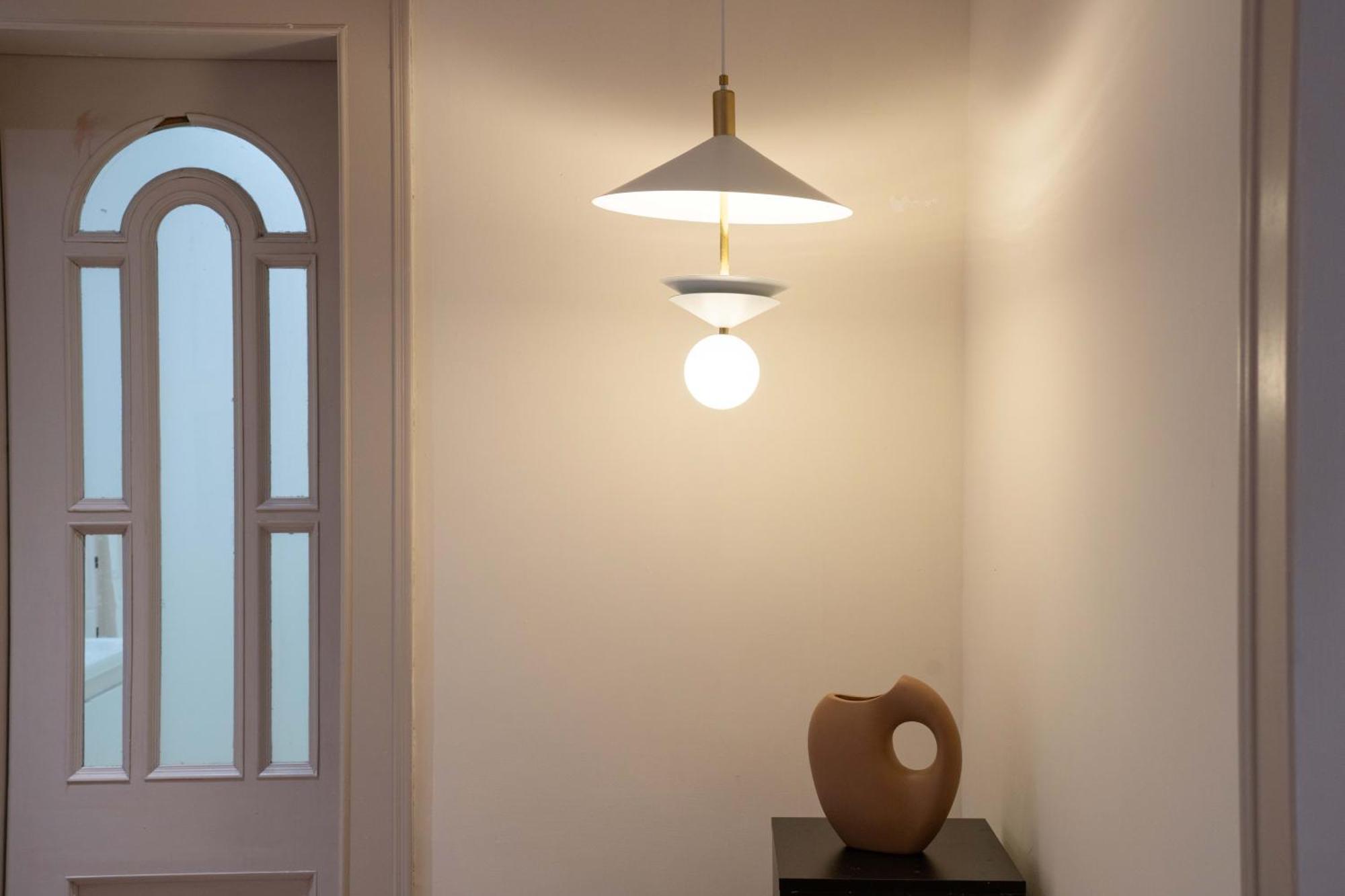 Moli B&b-right On Nanjing East Road The Bund 2-bedrooms With Elevator Ment Near The Subway *
