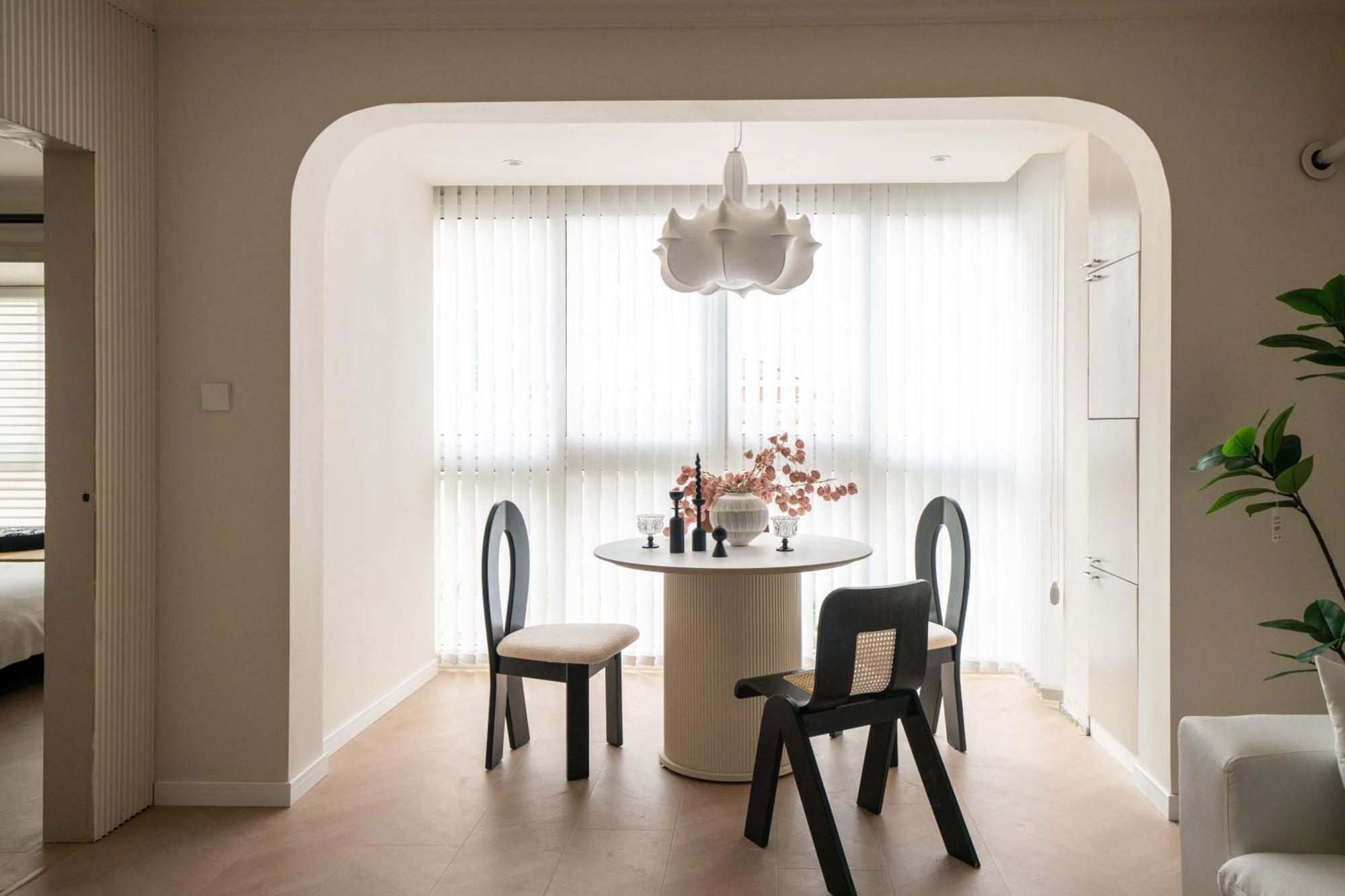 Moli B&b-right On Nanjing East Road The Bund 2-bedrooms With Elevator Ment Near The Subway