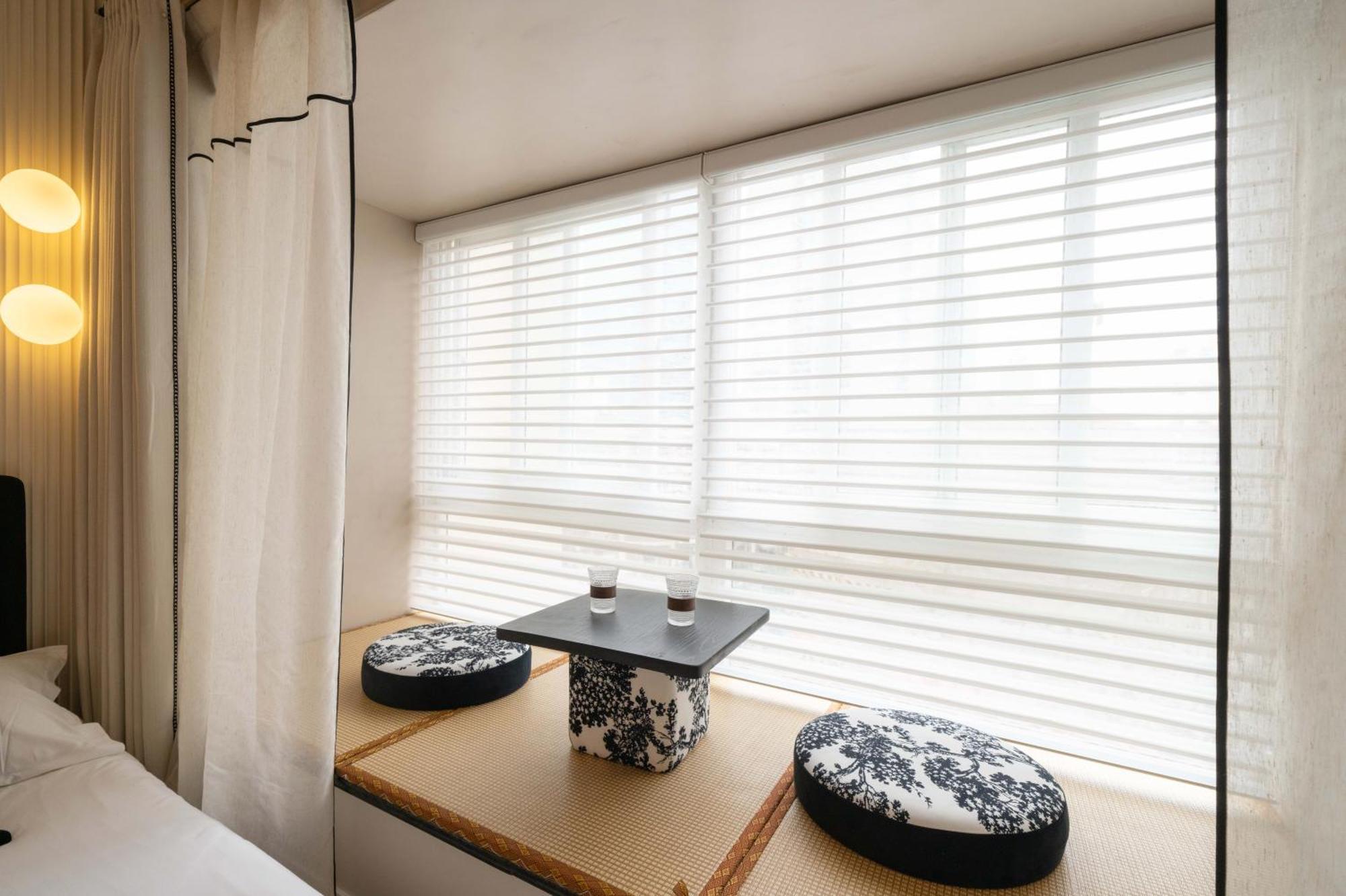 Apartment Moli B&b-right On Nanjing East Road The Bund 2-bedrooms With Elevator Ment Near The Subway Shanghai