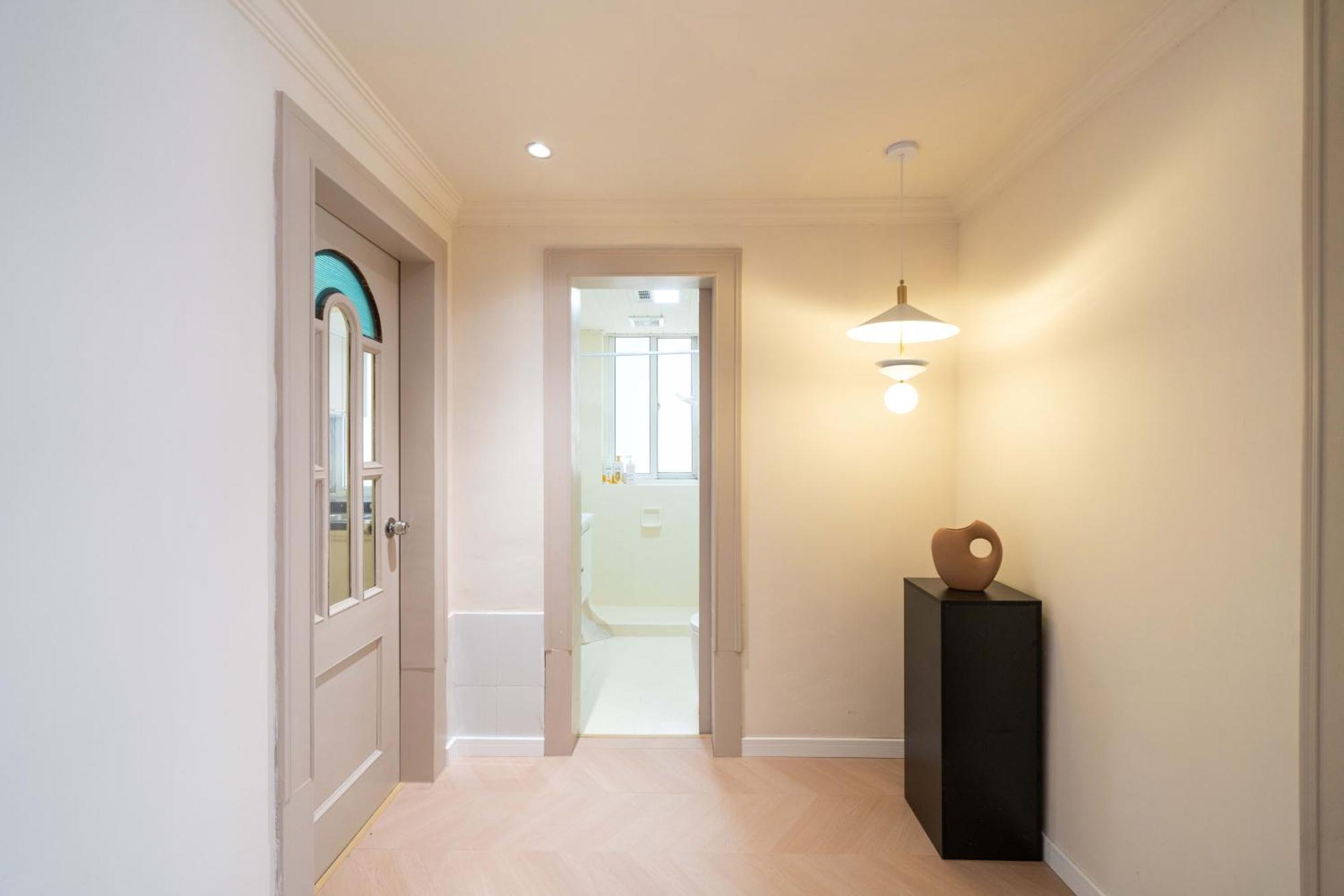 Apartment Moli B&b-right On Nanjing East Road The Bund 2-bedrooms With Elevator Ment Near The Subway *