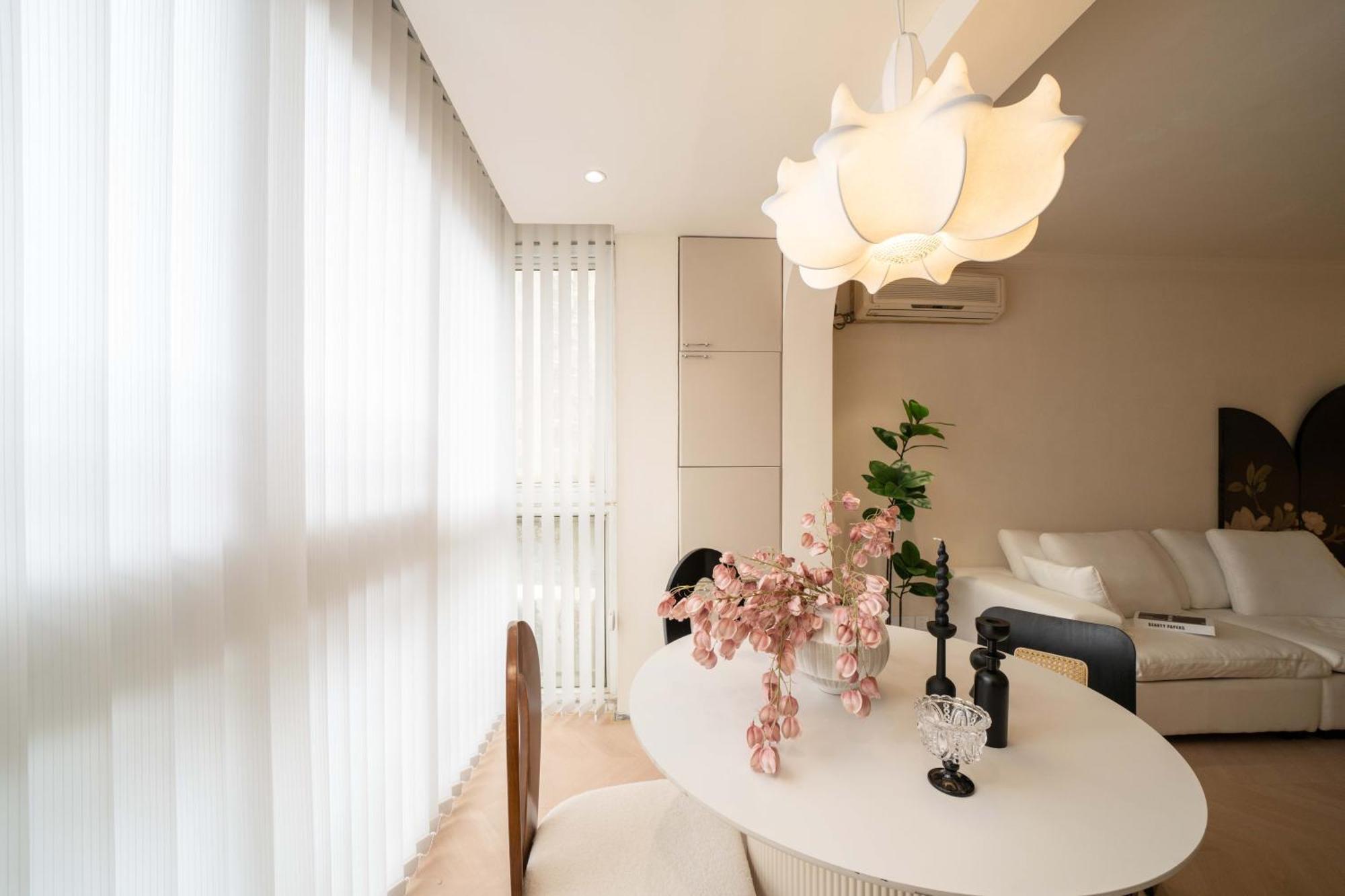 Moli B&b-right On Nanjing East Road The Bund 2-bedrooms With Elevator Ment Near The Subway Apartemen Shanghai