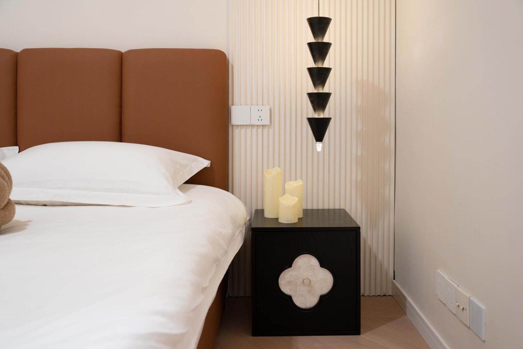 Moli B&b-right On Nanjing East Road The Bund 2-bedrooms With Elevator Ment Near The Subway Shanghai