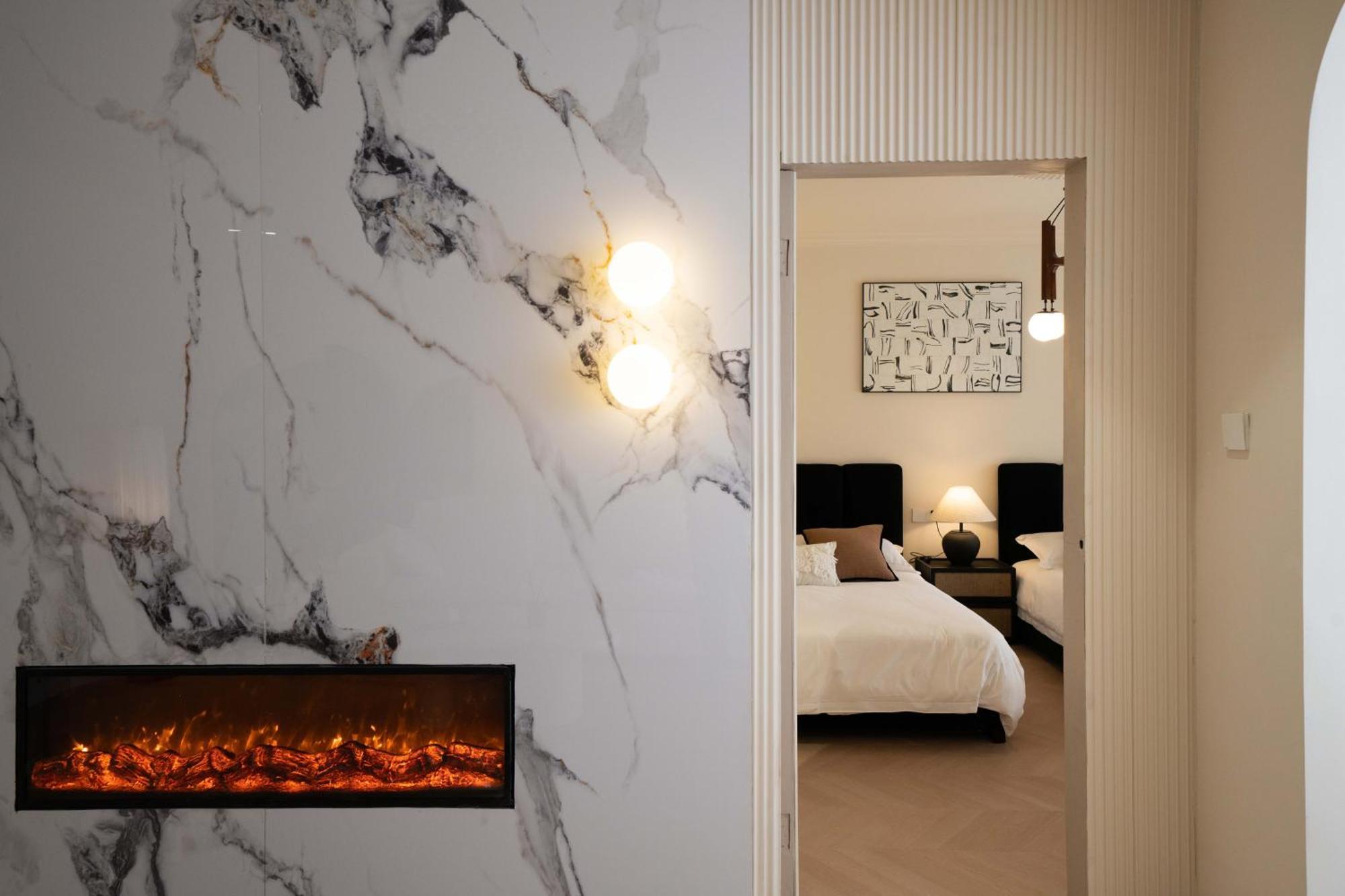Apartemen Moli B&b-right On Nanjing East Road The Bund 2-bedrooms With Elevator Ment Near The Subway Shanghai