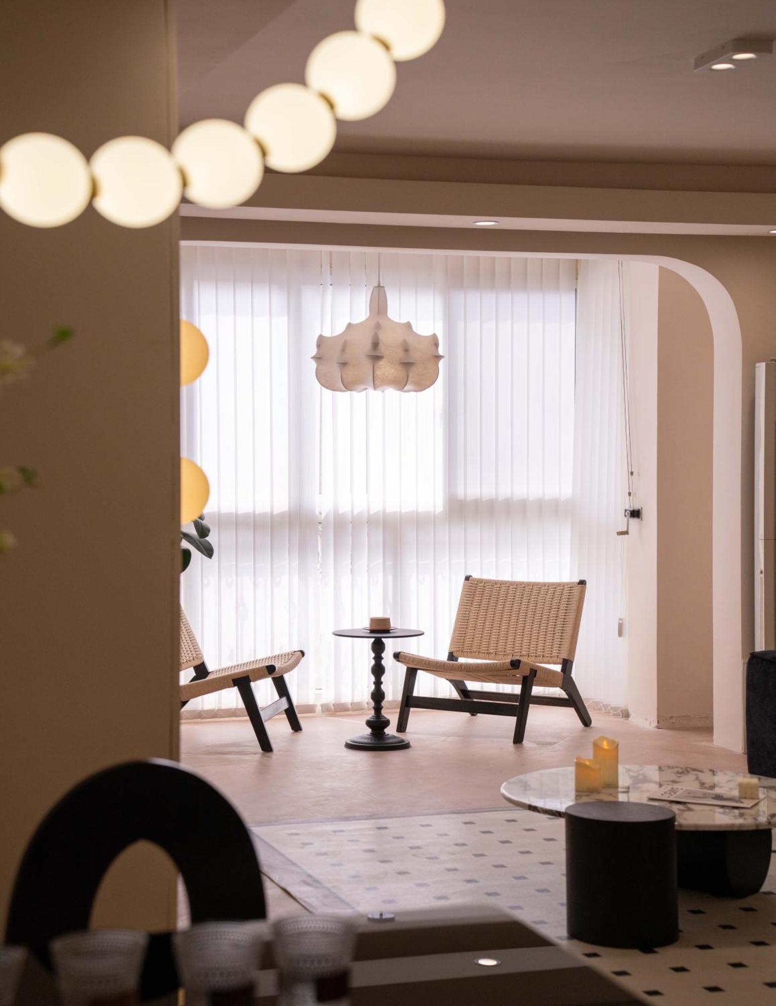 Moli B&b-right On Nanjing East Road The Bund 2-bedrooms With Elevator Ment Near The Subway * Shanghai