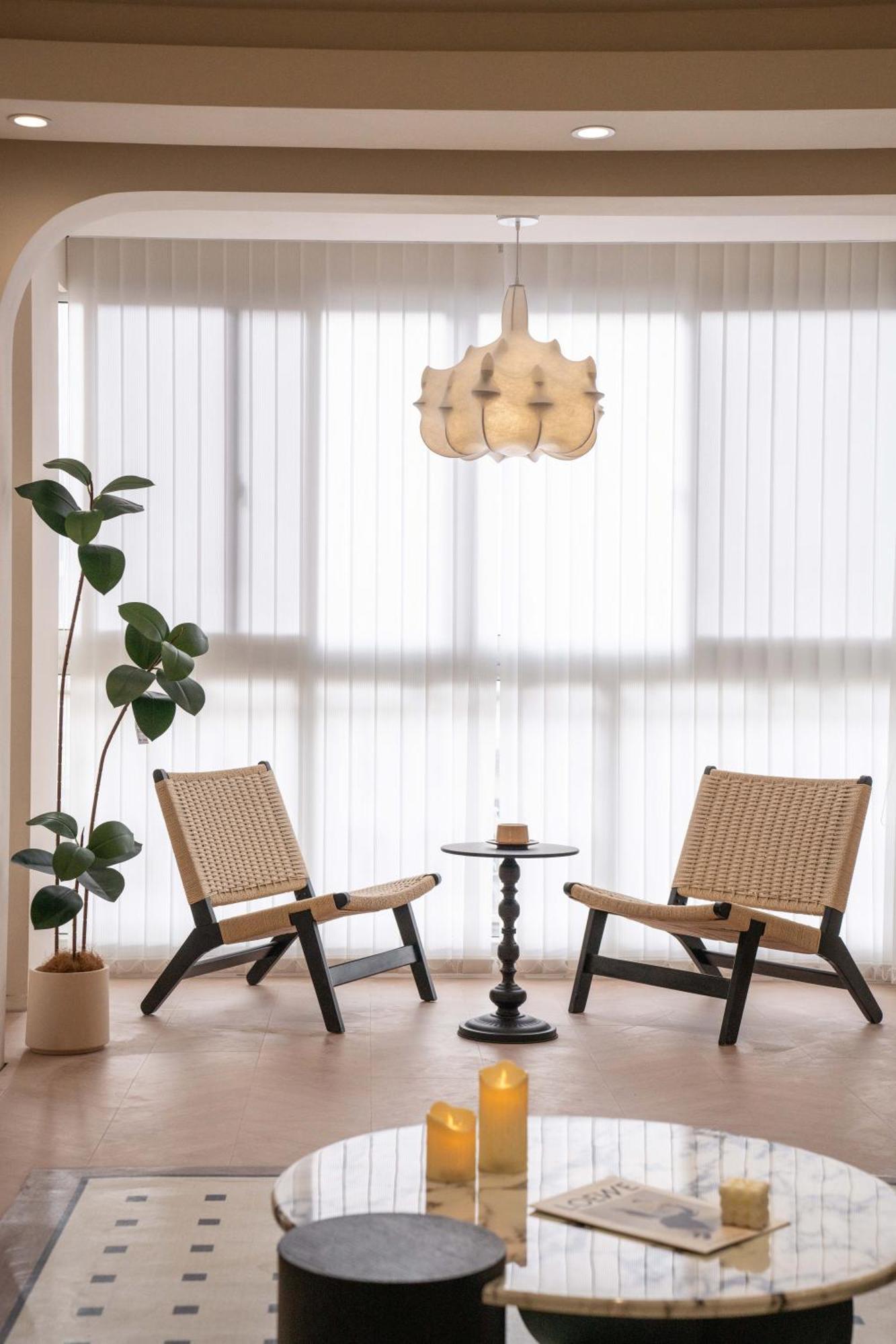 Moli B&b-right On Nanjing East Road The Bund 2-bedrooms With Elevator Ment Near The Subway Apartment